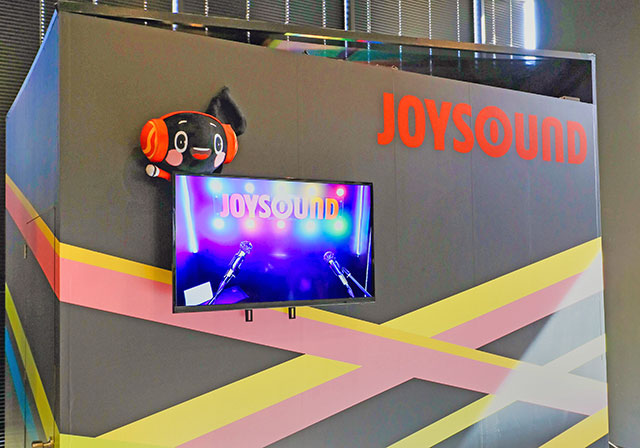 JOYSOUNDゲーミングカラオケブース