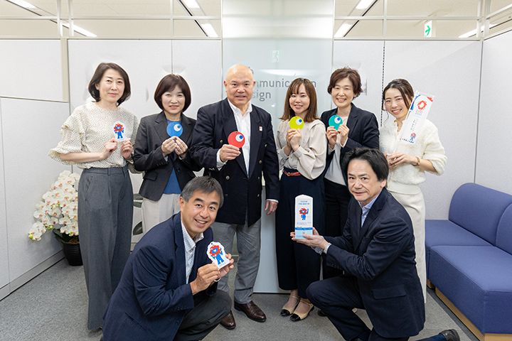 エリアマネジメント部 バーチャル万博事務局メンバーと