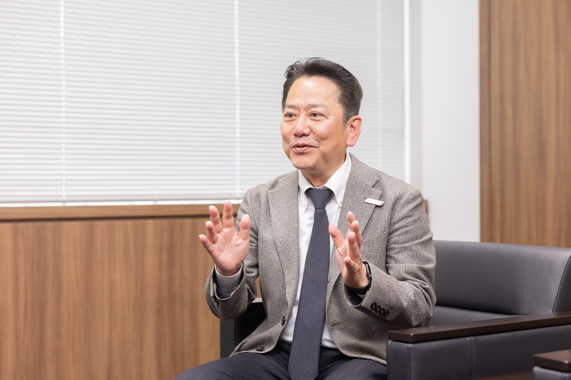 田中氏